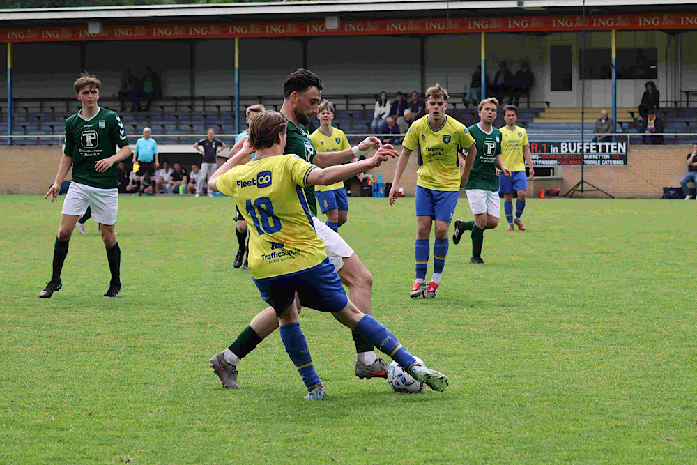 S.V. ’t Harde pakt belangrijke overwinning in Hattem