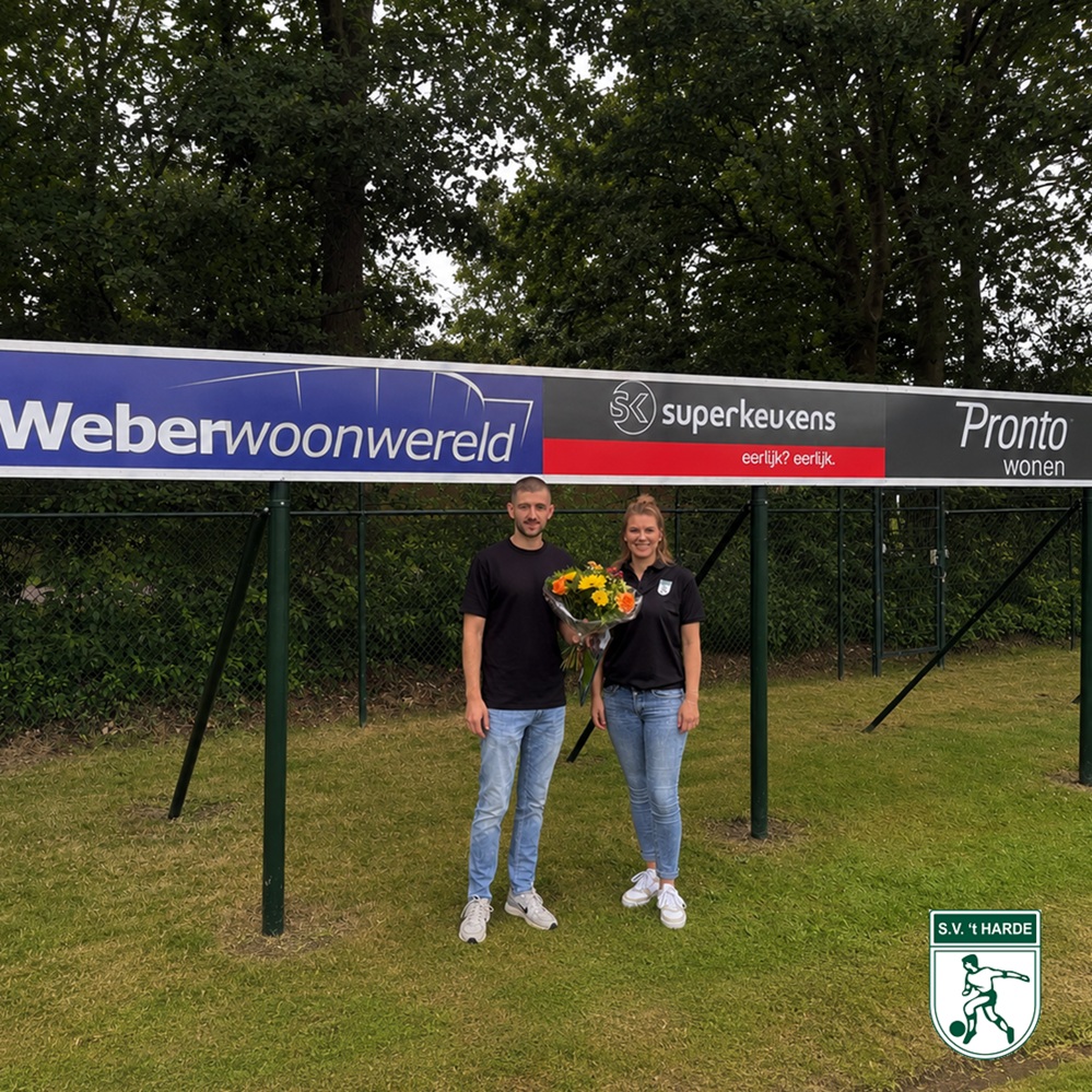Weber Woonwereld, Pronto Wonen en Superkeukens uit Elburg nieuwe bordsponsoren van S.V. ’t Harde